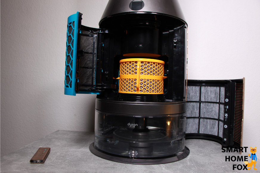 Der orange farbige biostatische Verdampfer vom Dyson Purifier Humidify+Cool Formaldehyde PH04 ist im Gerät eingesetzt